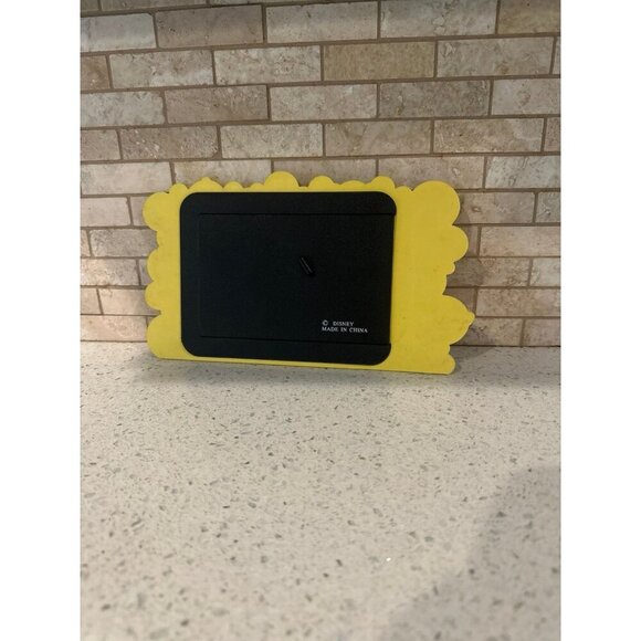 Disney Parks It’s A Small World 3D Rubber Desktop Frame 4x6 Photo Rare Vintage - Picture 2 of 2